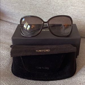 TOM FORD SUNNIES